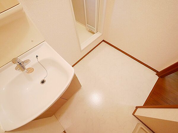 画像21:スペースが確保できる洗面所です