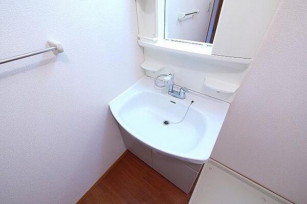画像27:スペースが確保できる洗面所です