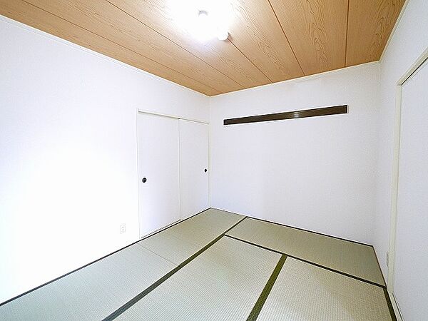 画像23:明るい和室です