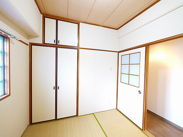 画像27:明るい和室です