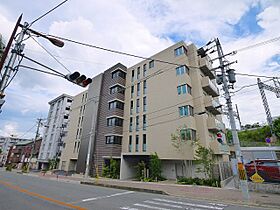 奈良県生駒市東新町（賃貸マンション1LDK・2階・51.30㎡） その1