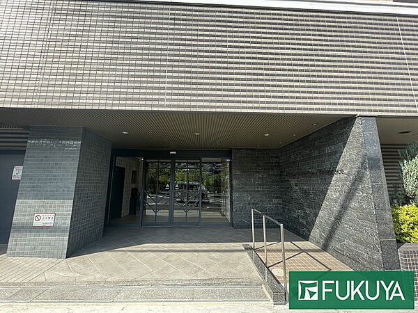 エントランスを拡大表示