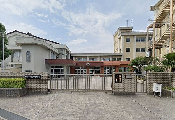 画像16:【中学校】和歌山市立紀之川中学校まで960ｍ