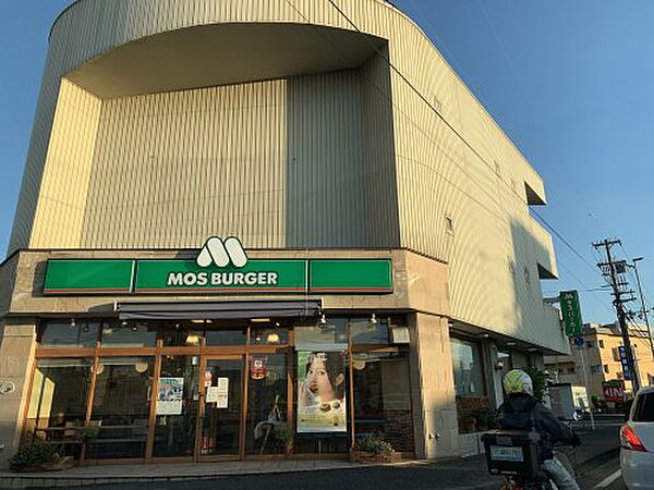 画像23:【ファーストフード】モスバーガー 紀三井寺店まで596ｍ