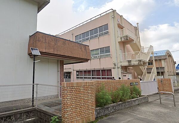画像21:【小学校】和歌山市立岡崎小学校まで1122ｍ