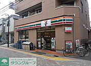セブンイレブン 徒歩4分。コンビニ 260m