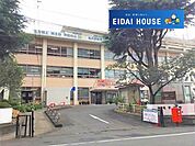 塩竈市役所 徒歩17分。 1330m