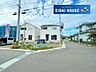 駐車場：現地