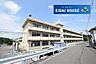 周辺：塩竃市立玉川中学校 徒歩15分。 1130m