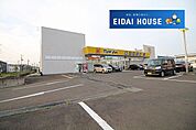 マツモトキヨシ柳生店 徒歩7分。 510m