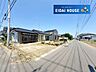 その他：前面道路含む外観