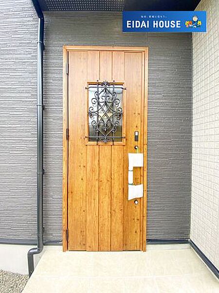 玄関を拡大表示