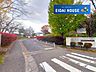 周辺：仙台市立泉ケ丘小学校 徒歩11分。 810m