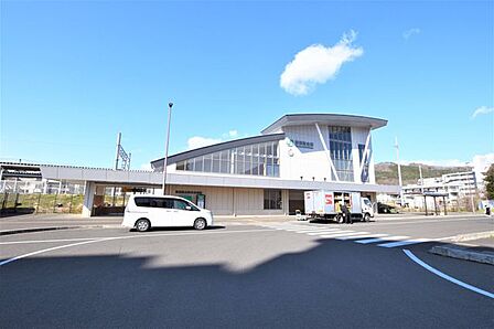 陸前落合駅(JR東日本 仙山線) 徒歩88分。 6970m