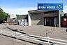 周辺：陸前山下駅(JR東日本 仙石東北ライン) 徒歩13分。 1010m