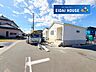 その他：前面道路含む外観