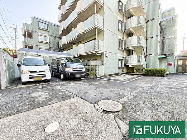駐車場を拡大表示