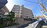 外観：1999年8月築の新耐震基準マンション