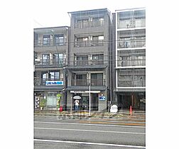 京都府京都市下京区七条通大宮西入花畑町（賃貸マンション1K・1階・18.00㎡） その1