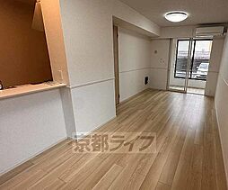 トムズガーデン園部　II 1階1LDKのリビング/ダイニング