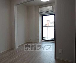 JR東海道・山陽本線 西大路駅 徒歩10分の賃貸マンション 1階1DKのリビング/ダイニング