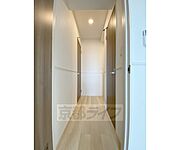 ＬＤＫから玄関方向です。