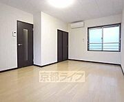 広々とした部屋です。