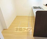 冷蔵庫など置いてもまだまだ広い