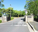 滋賀医科大学医学部附属病院まで2420m