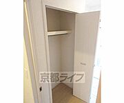 たっぷり収納できるクローゼットです