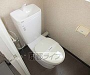 清潔感のあるトイレです