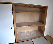 奥行きたっぷりの押入れ