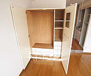 可動式収納です　・お部屋によってはない場合もありますのでご確認ください