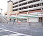 周辺：ファミリーマート長岡京駅前店まで490m ＪＲ長岡京の駅前です。