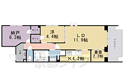 グランレブリー二条城東 1階
