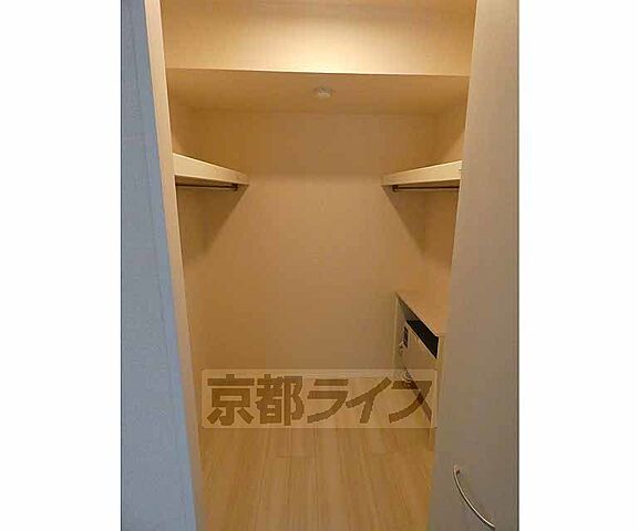 ウォークインクローゼットです。
