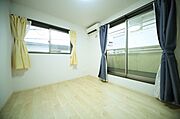 洋室約6帖は、お子様部屋にいかがでしょうか♪