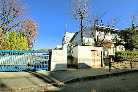 小学校 950m 南生田小学校