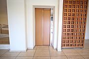 エレベータがございますので、お部屋への移動が安心ですね。