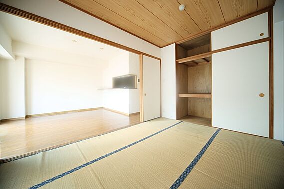 約6帖の和室は...