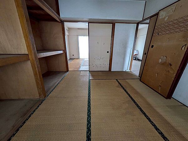 寝室