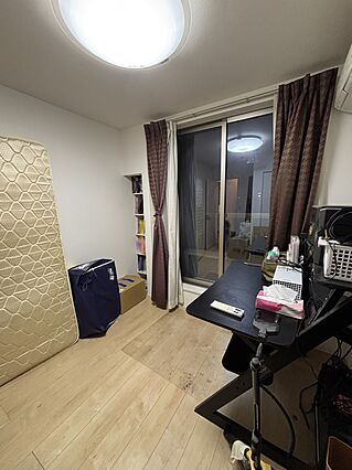 洋室約5帖は、...