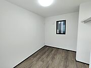 洋室4．1帖です！　全居室フローリングとなっております♪