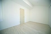 南側の洋室6帖は、お子様部屋にいかがでしょうか♪