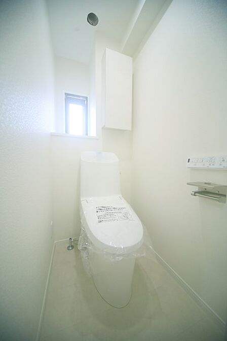 温水洗浄機能付きトイレで、いつも快適にお使いいただけます♪
