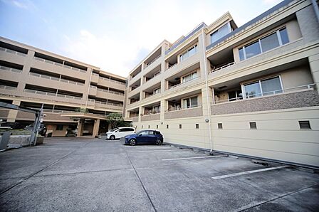 株式会社長谷工コミュニティへの、委託管理となっております♪