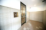 オートロックシステムです！　新耐震基準のマンションです♪