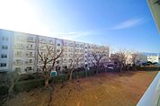 3階部分の南向きで、陽当り良好となっております♪
