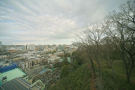 11階部分の南向きで、陽当り良好となっております♪