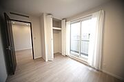 洋室6帖です！　全居室フローリングとなっております♪